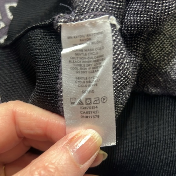 Ann Taylor Diamond Print Cardigan Purple - Picture 6 of 6